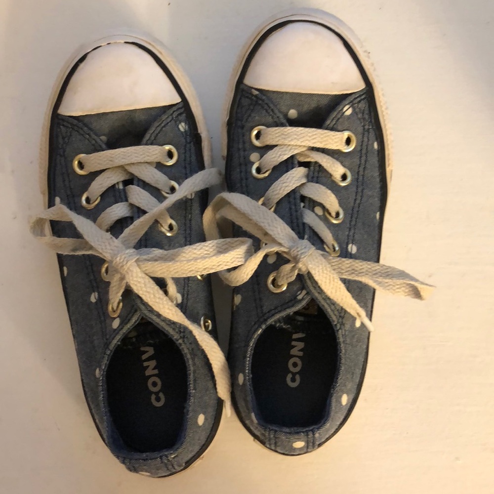 Girls converse sneakers